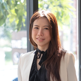Olivia Chen - Senior Architect, professional architectural portrait, 270x270px
